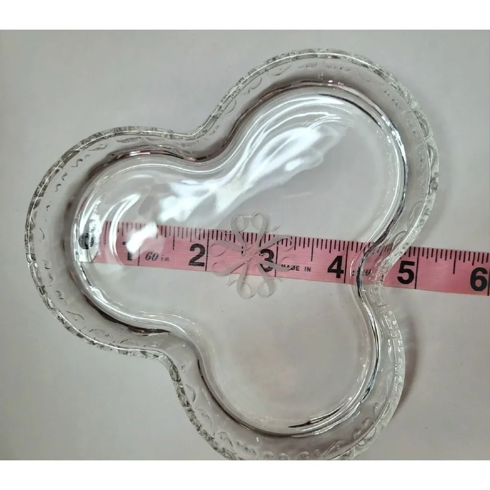 Vintage Avon‎ Clover Shaped Clear Glass Trinket Candy Dish Hostess Gift